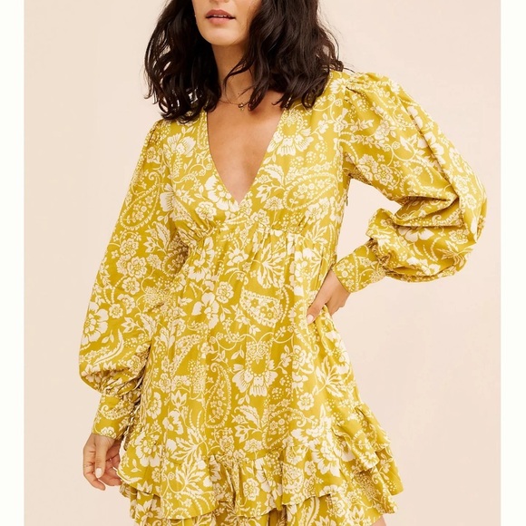 Mauve Yellow Floral Mini‎ Dress - Picture 2 of 11